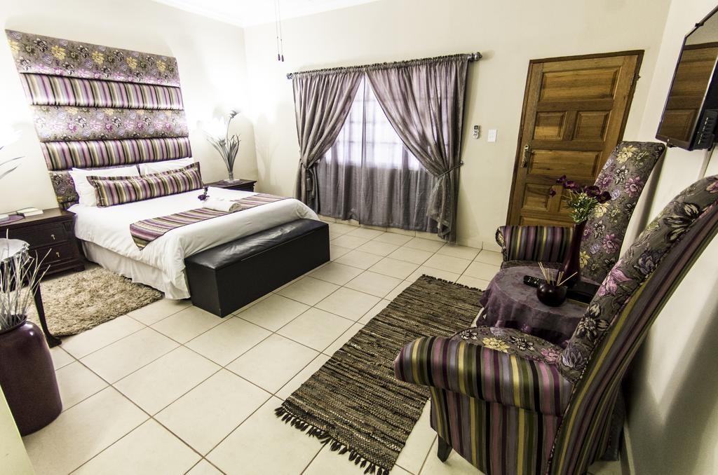 Dei Gratia Guest House Musina Extérieur photo